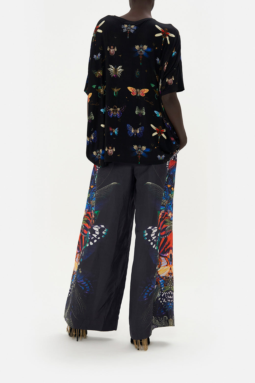 RELAXED FIT DROP SHOULDER TEE FLUTTER BY