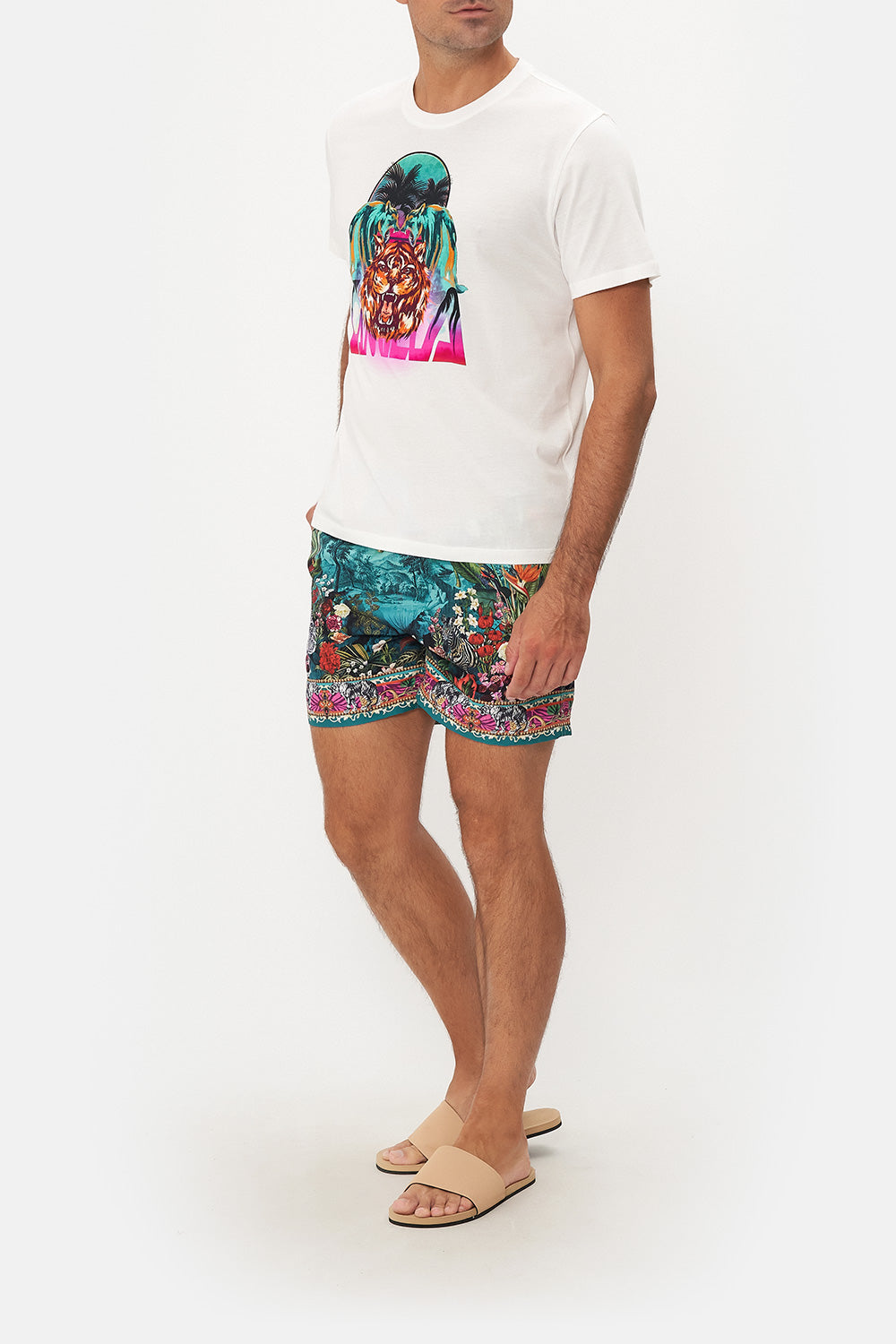 RELAXED FIT TEE UNTAMED RUNAWAY