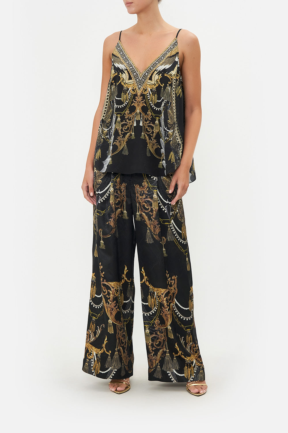 V NECK CAMI RAVIN RAVEN