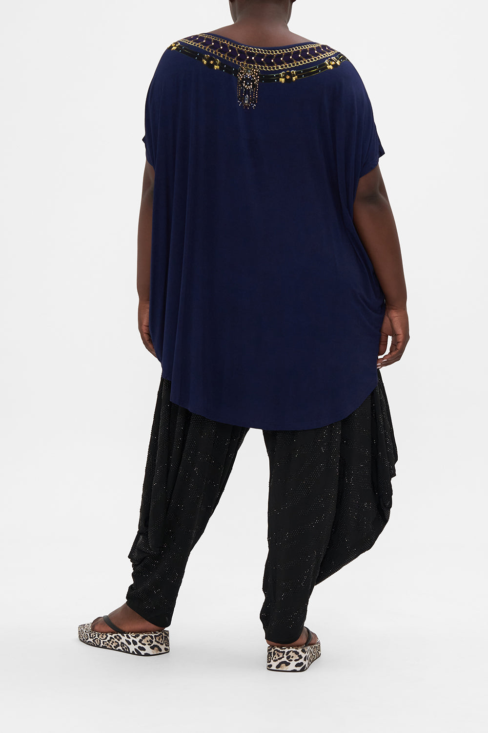 LOOSE FIT TEE WHERES YOUR HEAD AT