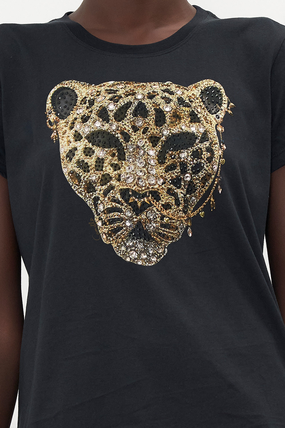 SLIM FIT ROUND NECK T-SHIRT ALWAYS CHANGE YOUR SPOTS