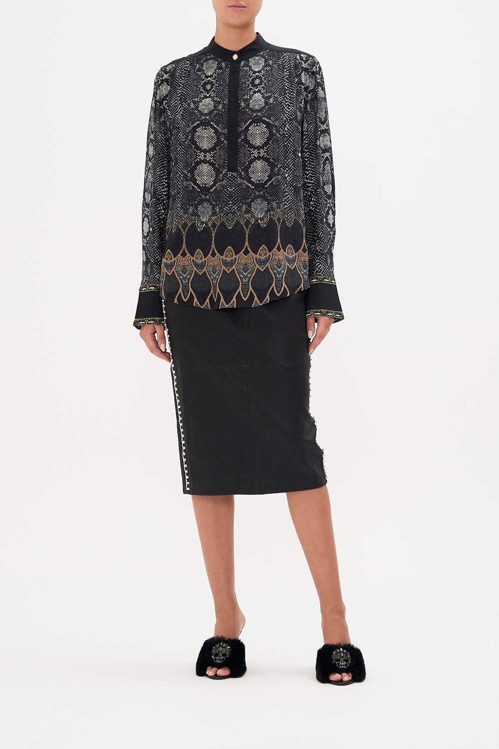 PLACKET BLOUSE WILD HORSES