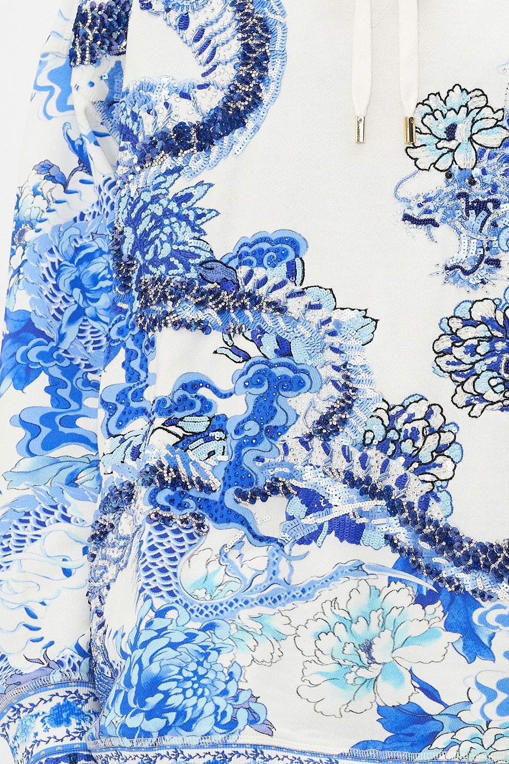 HOODY WITH POCKETS HEART OF A DRAGON