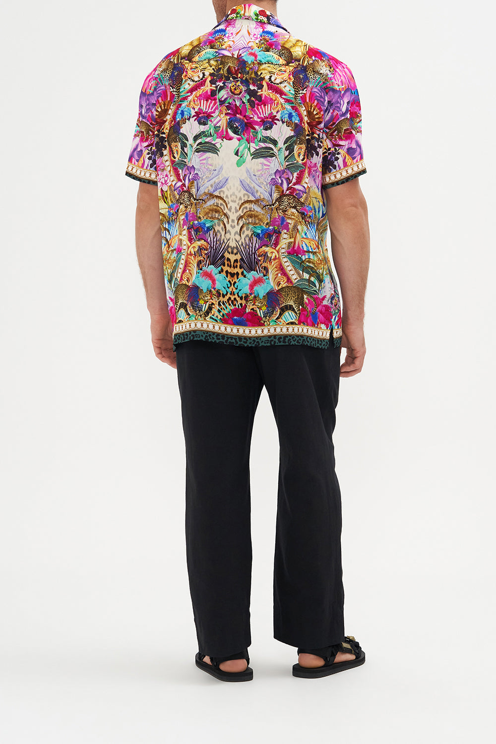 SHORT SLEEVE CAMP COLLARED SHIRT MERRY GO ROUND