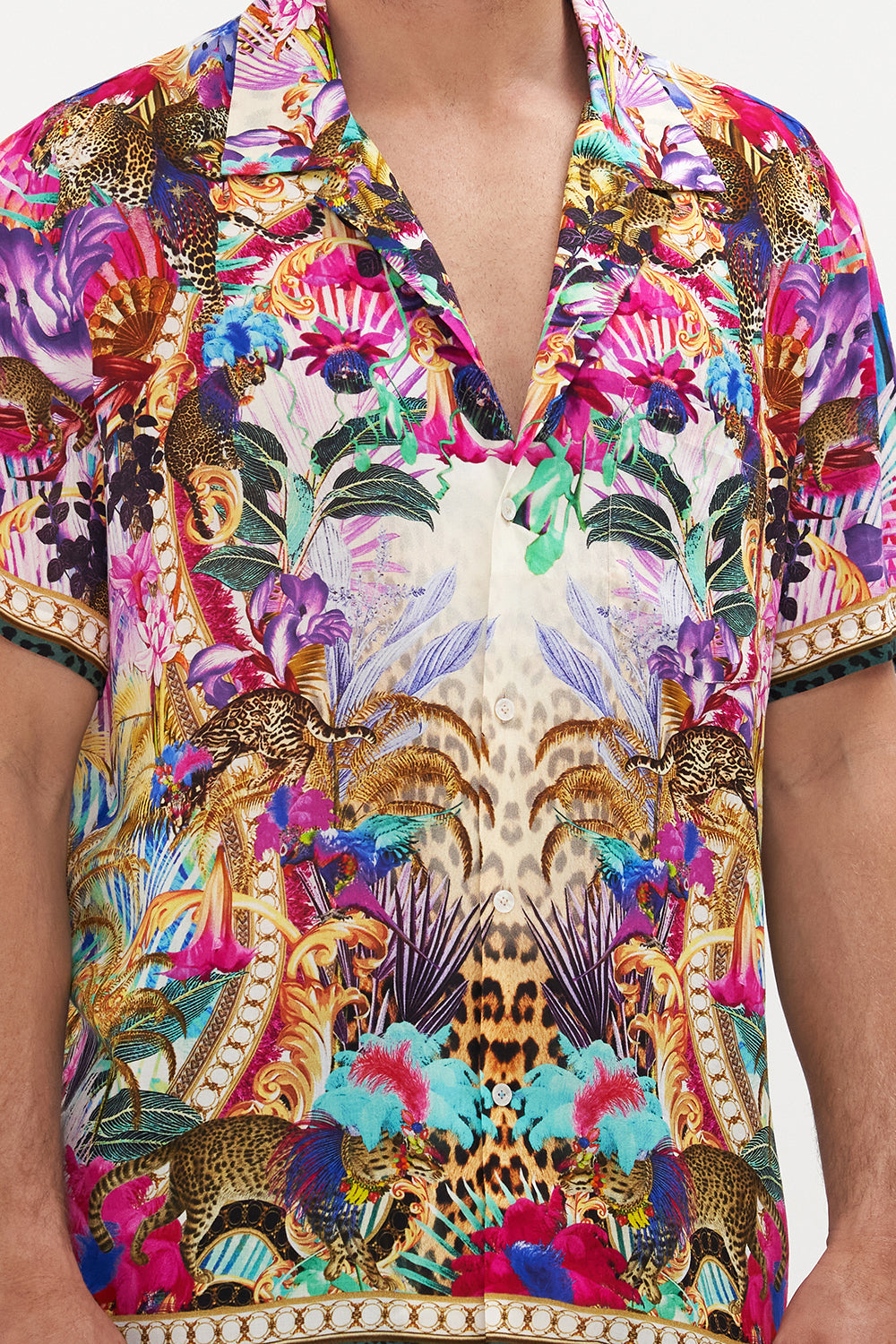 SHORT SLEEVE CAMP COLLARED SHIRT MERRY GO ROUND