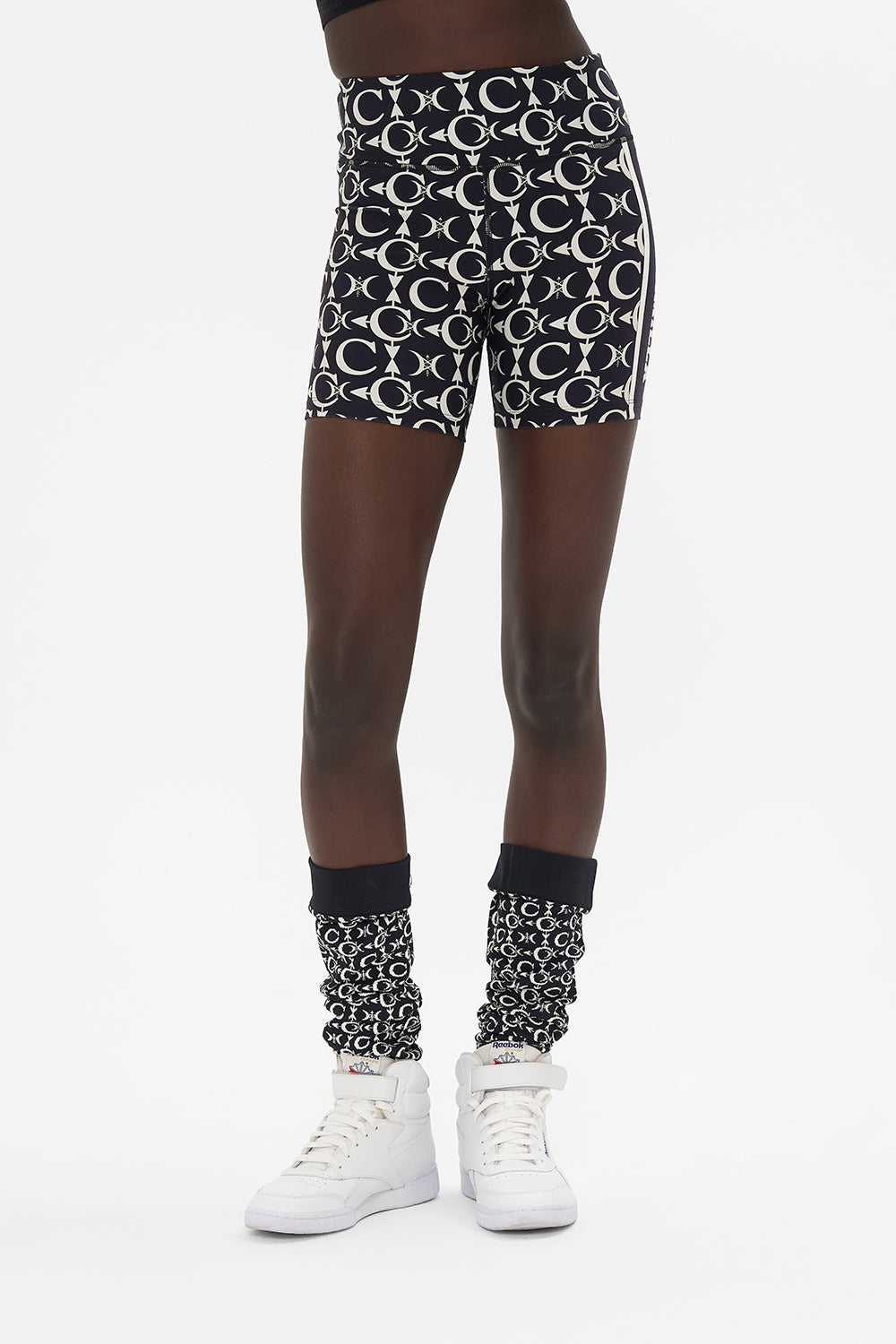 RUNNING BIKE SHORT LEOS SKY