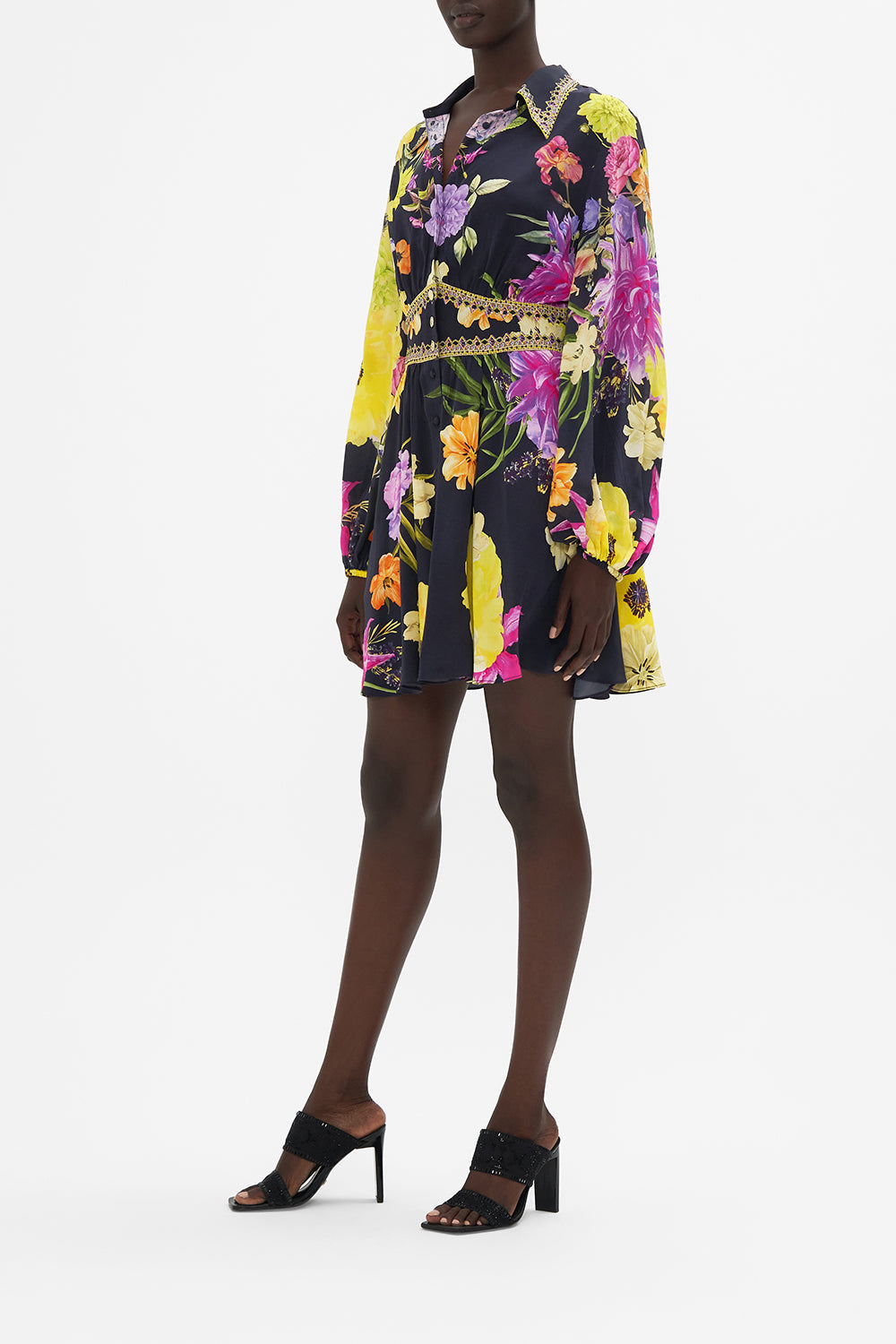 COLLARED SHAPED WAISTBAND DRESS PEACE BE WITH YOU