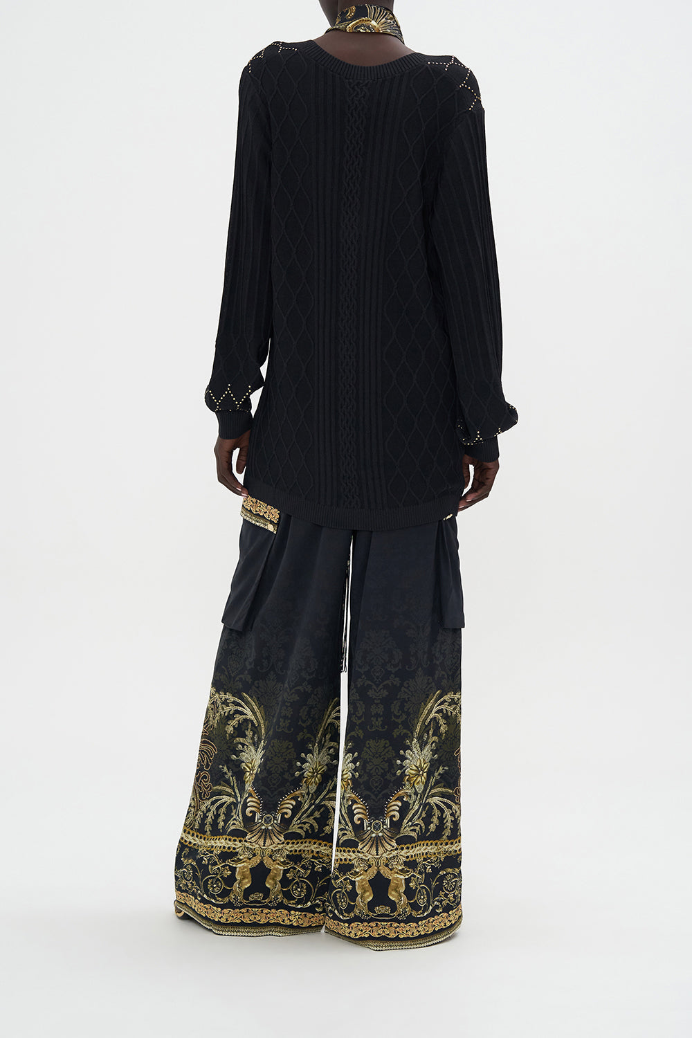 EMBELLISHED V NECK KNIT THE NIGHT IS NOIR