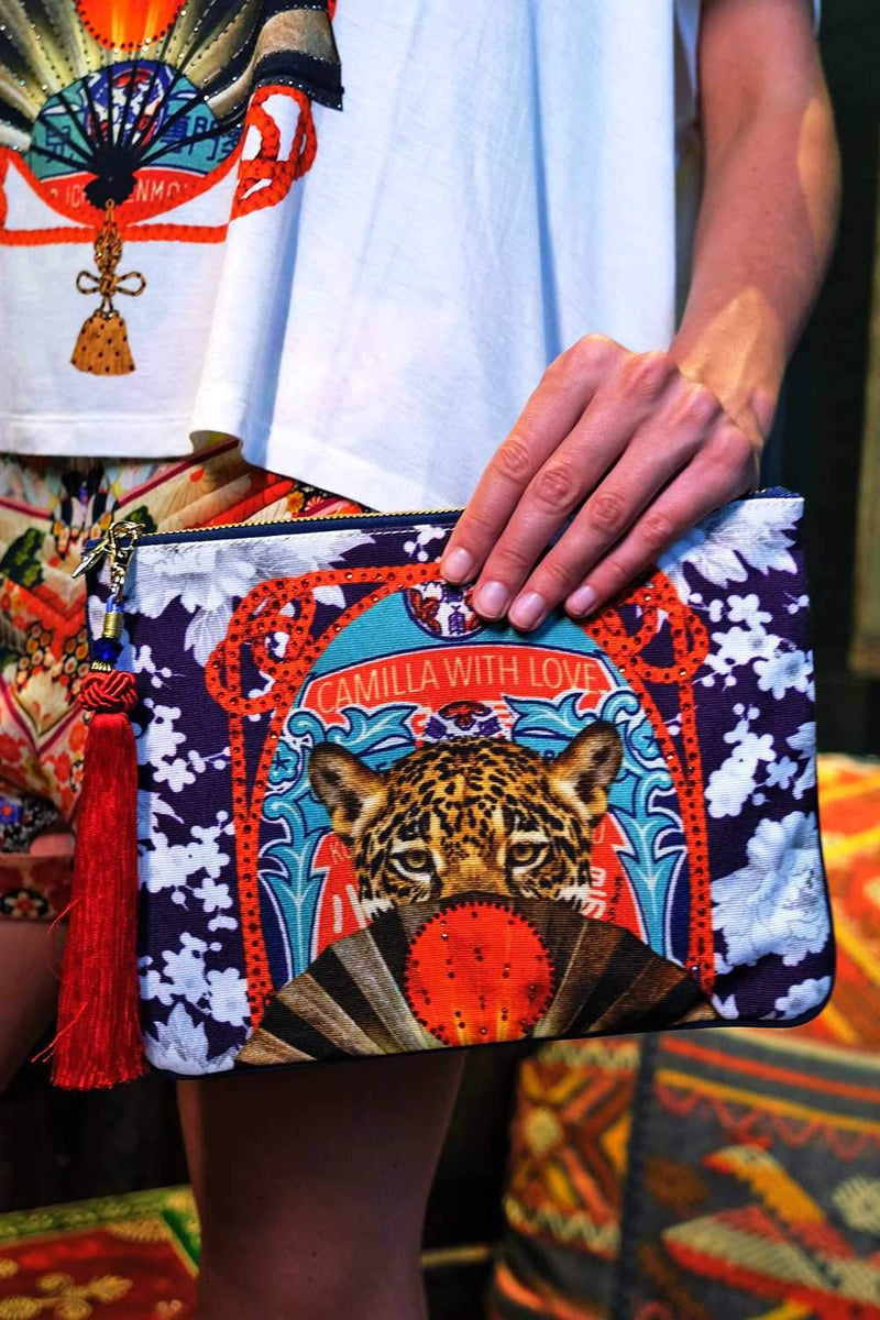 SMALL CANVAS CLUTCH THE LONELY WILD