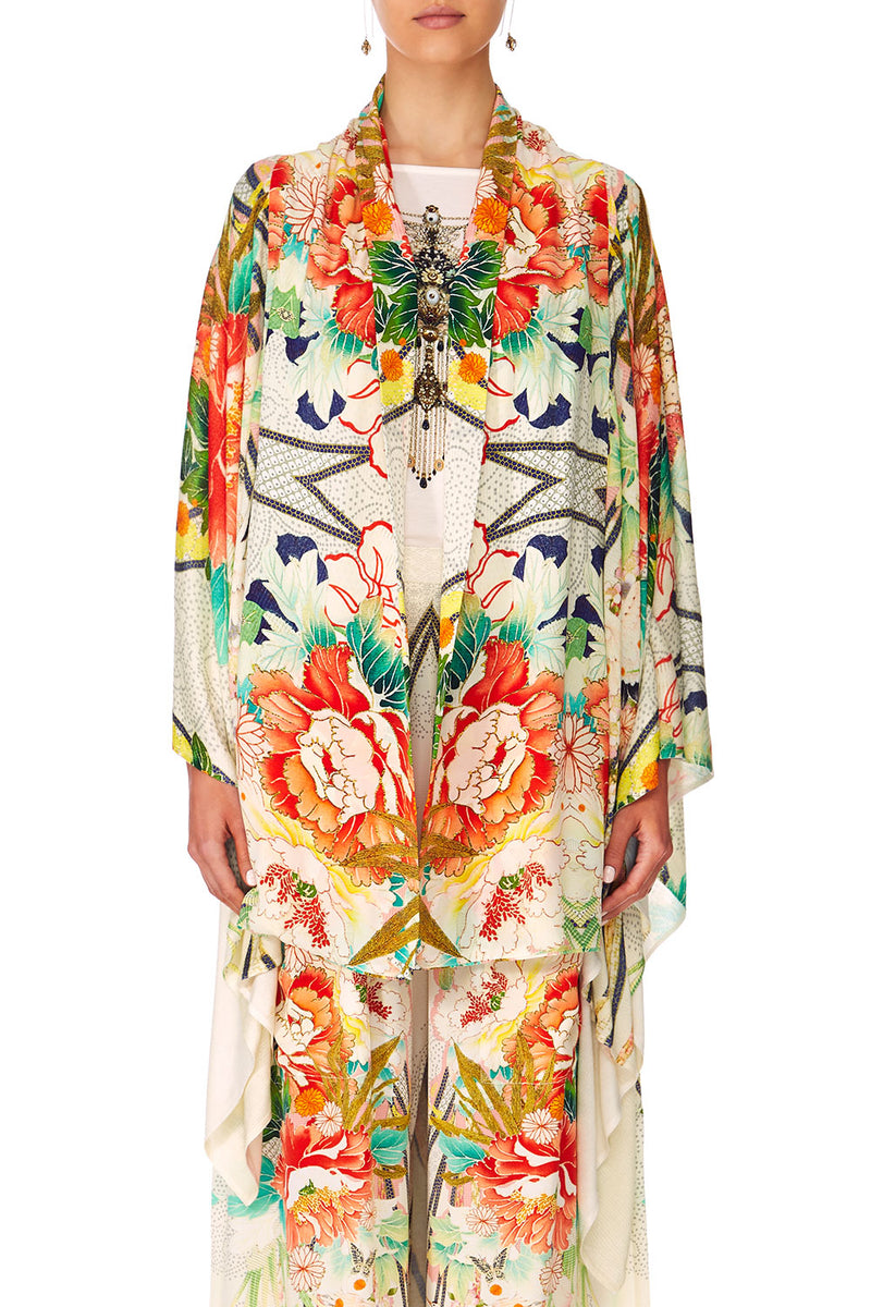 LONG SLEEVE LONG CAPE MS MAIKO