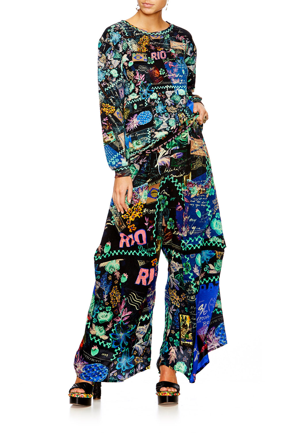 YOUVE GOT MAIL OVERSIZED SWEATER W CUFF