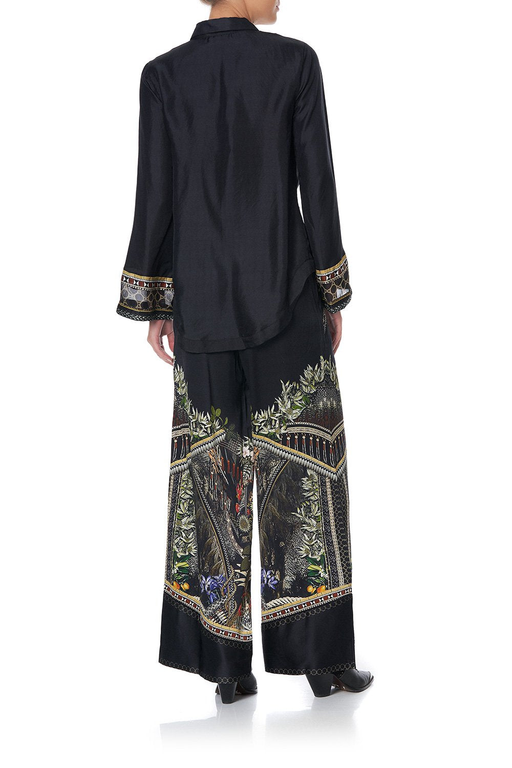 BUTTON DOWN SHIRT WITH CONTRAST BOTANICAL CHRONICLES