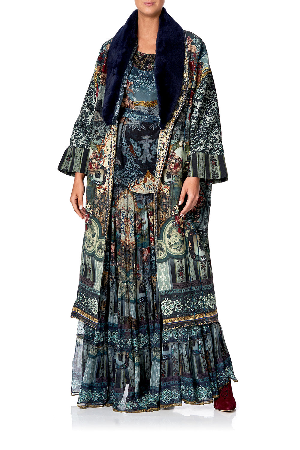 OPERA COAT HOTEL BOHEME