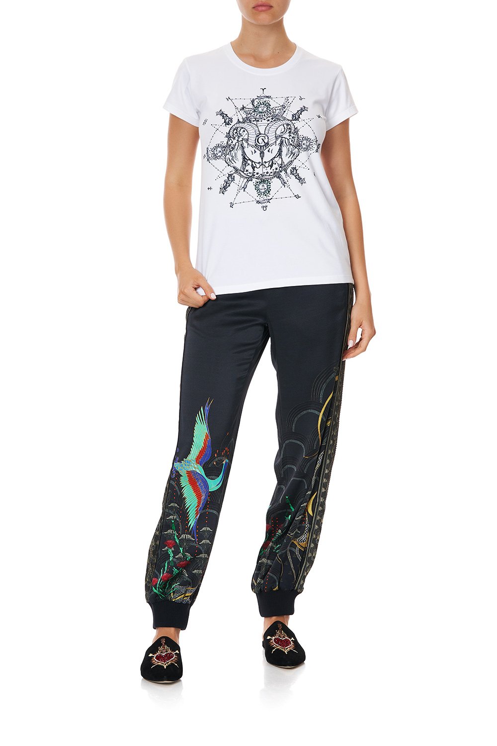 CURVED HEM FITTED TEE CAPRICORN