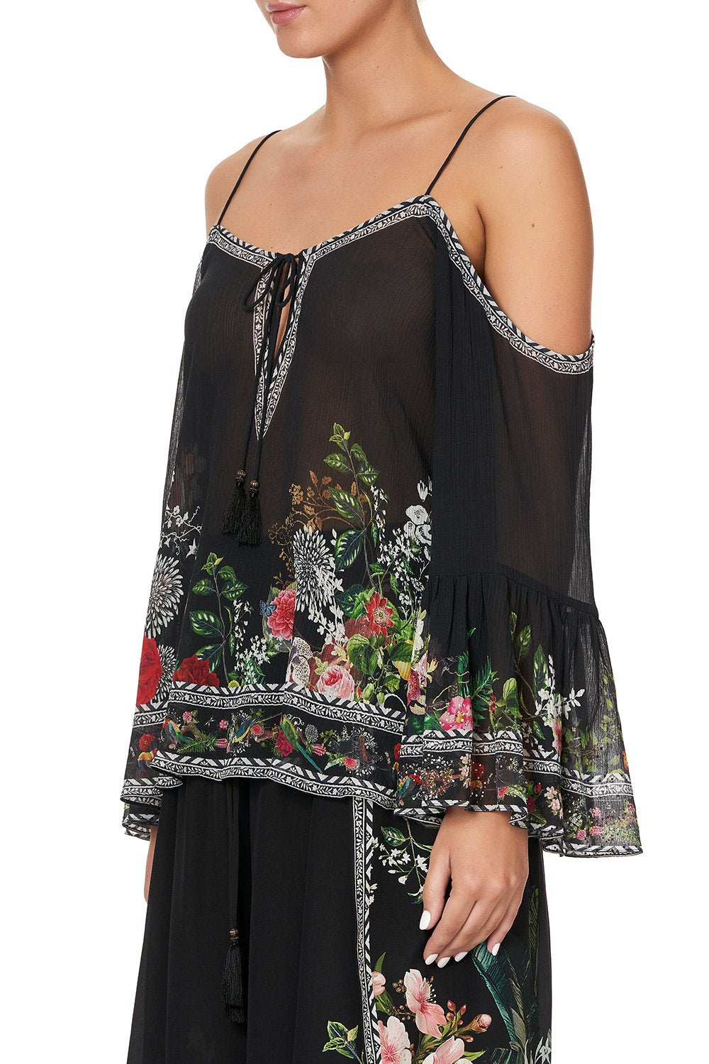 DROP SHOULDER TOP RAISED WITH WOLVES