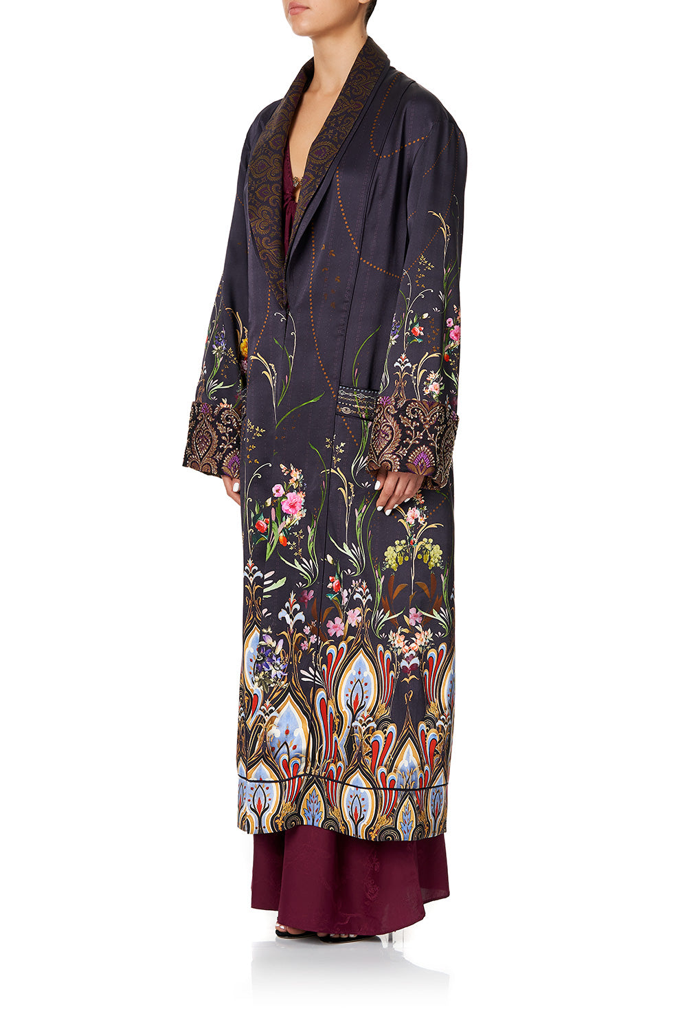 COAT WITH DETACHABLE BACK BAND WILD FLOWER