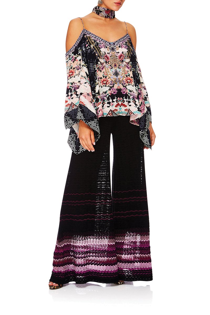 CAMILLA NIGHTS WITH HER FLARE SLEEVE TOP