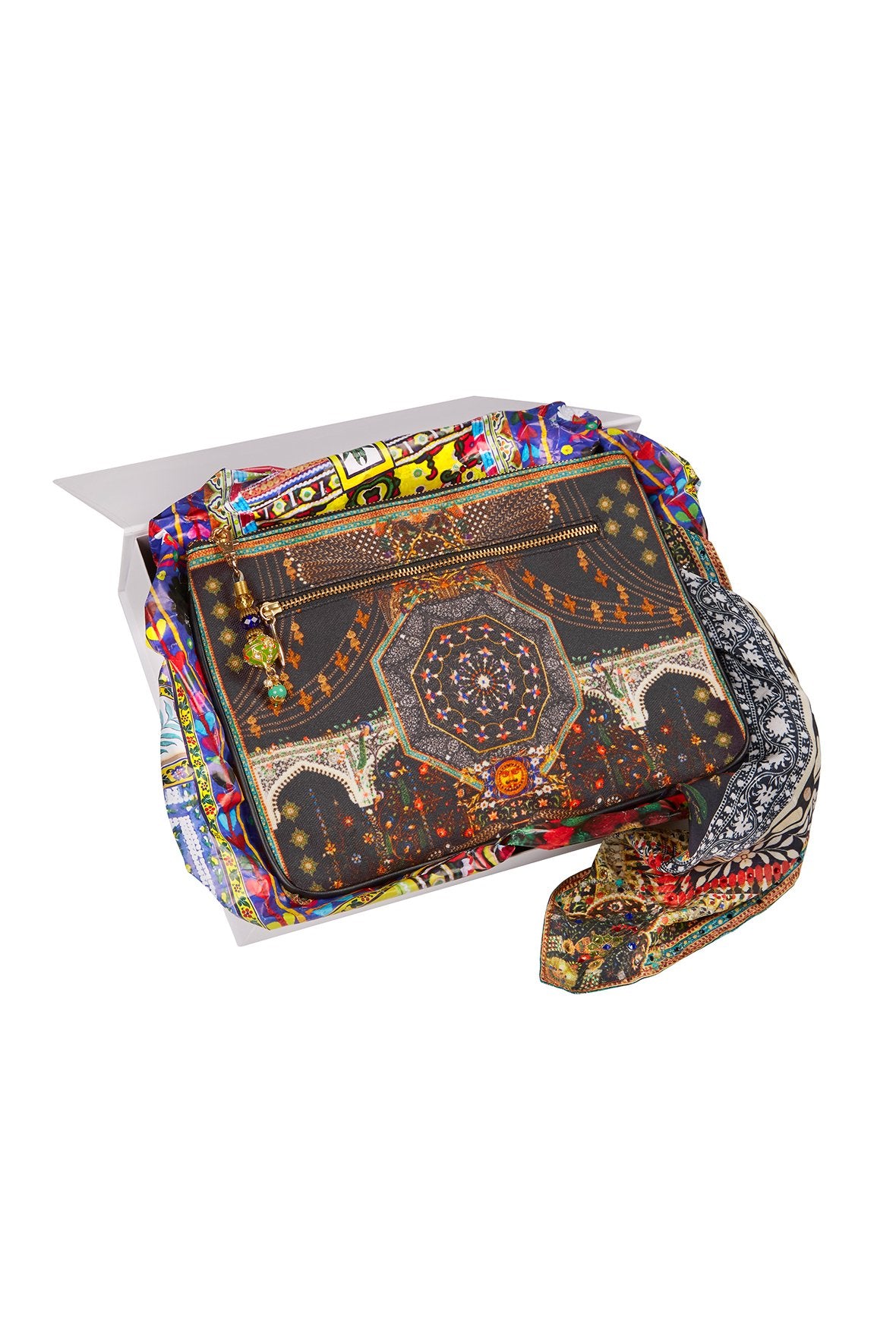 BEHIND CLOSED DOORS BEHIND CLOSED DOORS GIFT SET