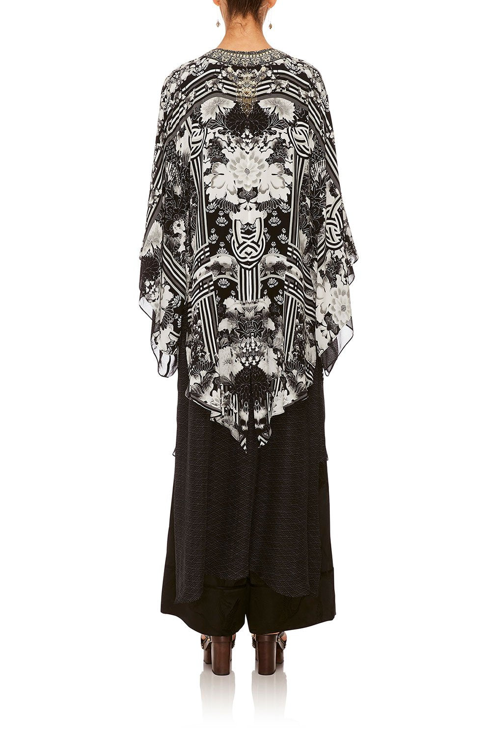 CAMILLA WILD MOONCHILD KIMONO W LONG UNDERLAY