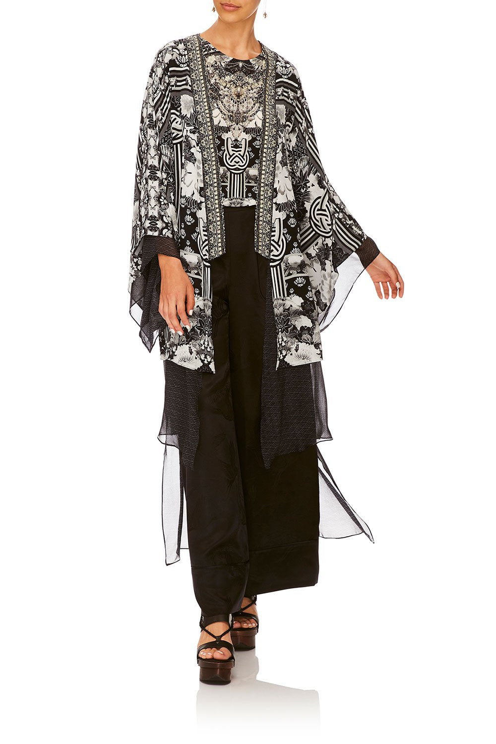 CAMILLA WILD MOONCHILD KIMONO W LONG UNDERLAY