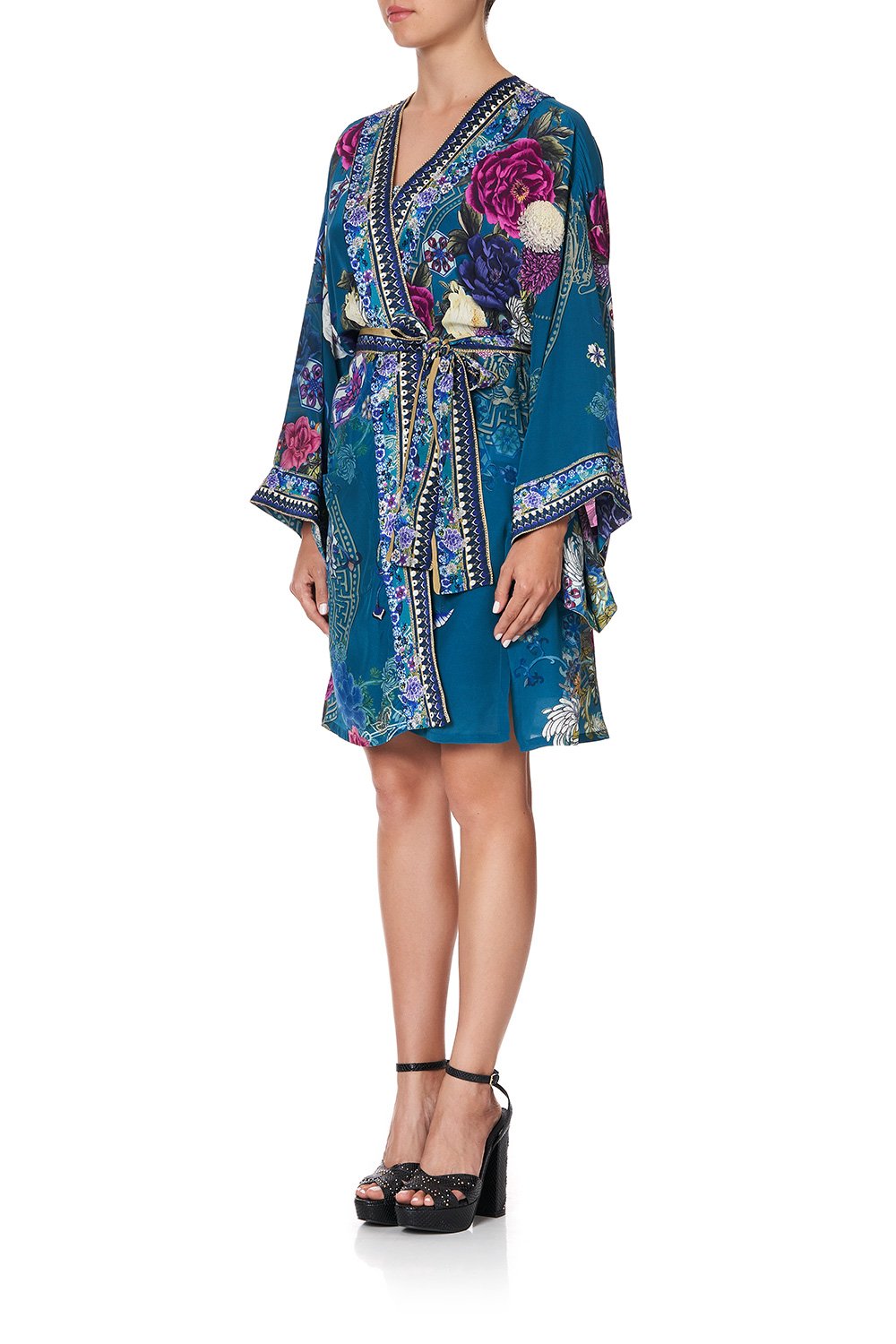 KIMONO WITH TIE BELT LUNAR GAZING