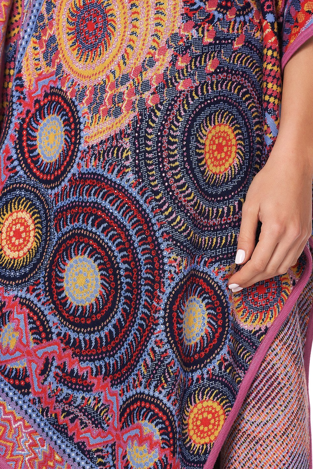 KNIT JACQUARD PONCHO WITH TIE WARLU DREAMING