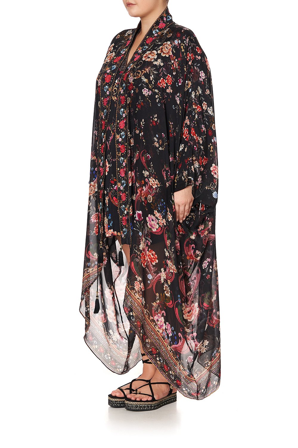 LAYER WITH KIMONO COLLAR A GIRL LIKE YOU