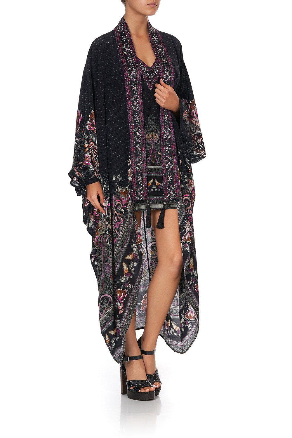 LAYER WITH KIMONO COLLAR RESTLESS NIGHTS