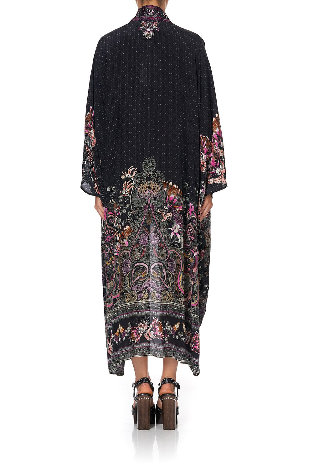 LAYER WITH KIMONO COLLAR RESTLESS NIGHTS