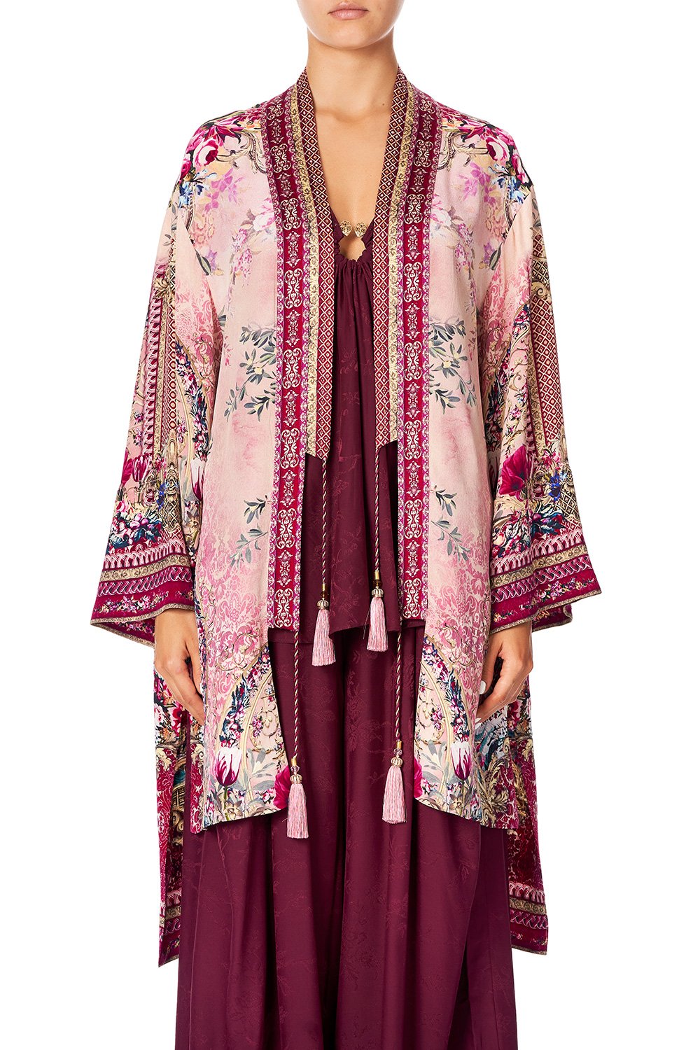 LAYERING WITH NECK BANDS LA BELLE