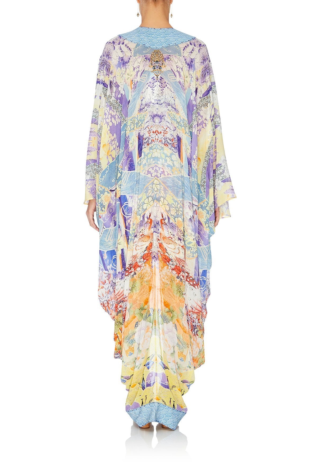 LONG CAPE GIRL IN THE KIMONO