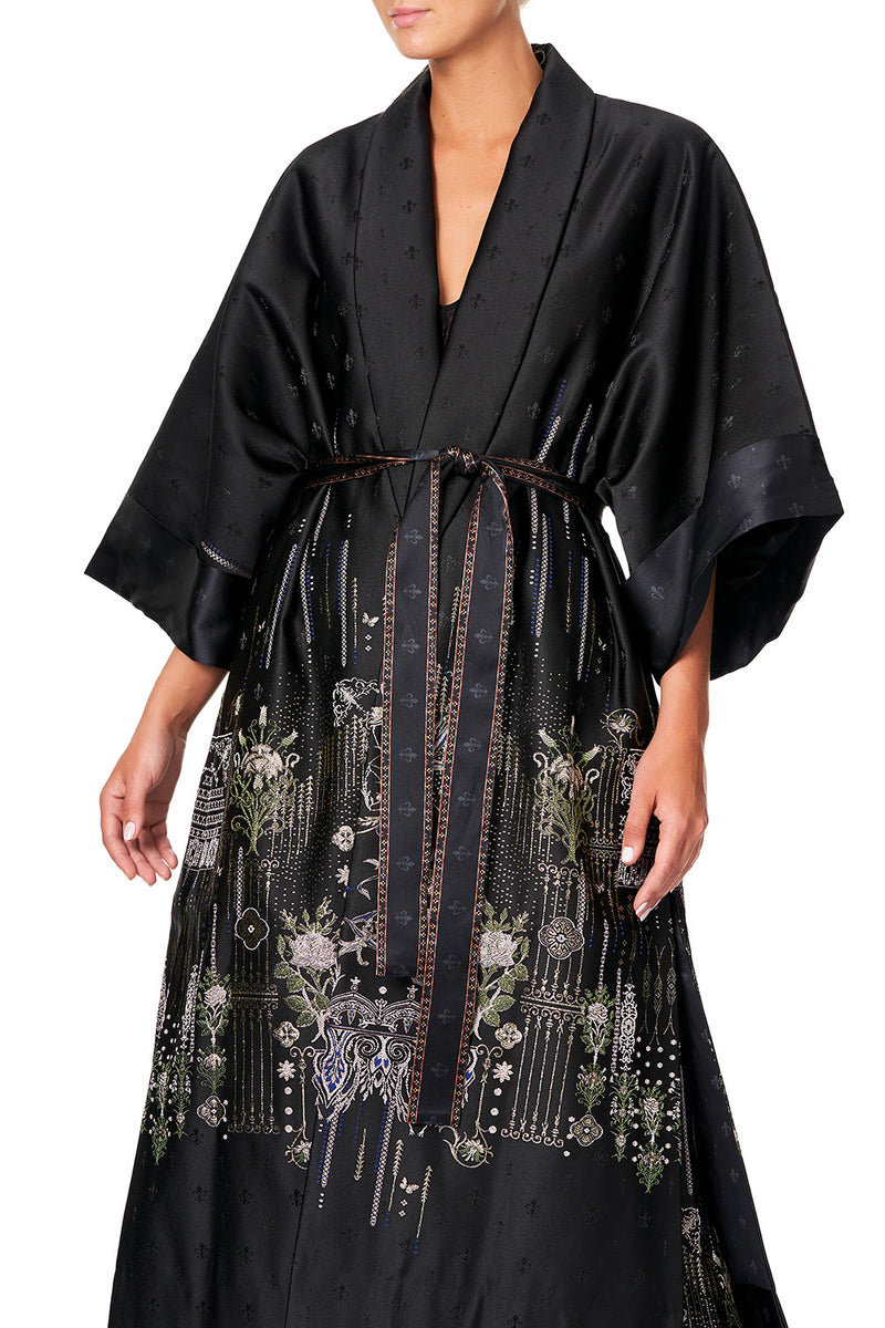 LONG ROBE WITH HEM PANEL REBELLE REBELLE – CAMILLA