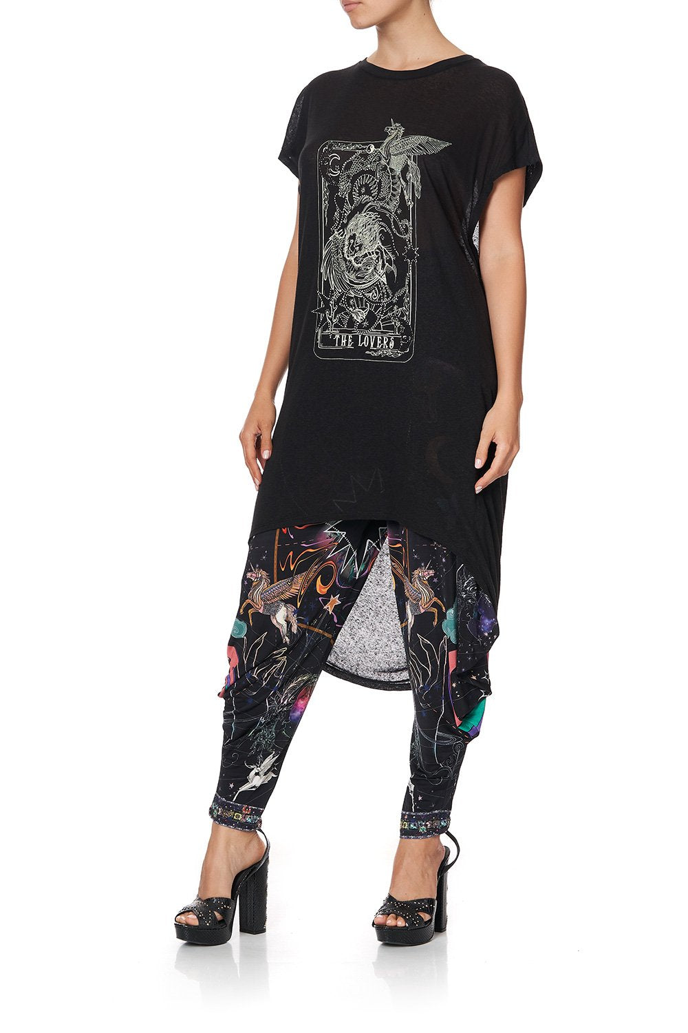 LONG SCOOP BACK HEM T-SHIRT MOONLIT MUSINGS