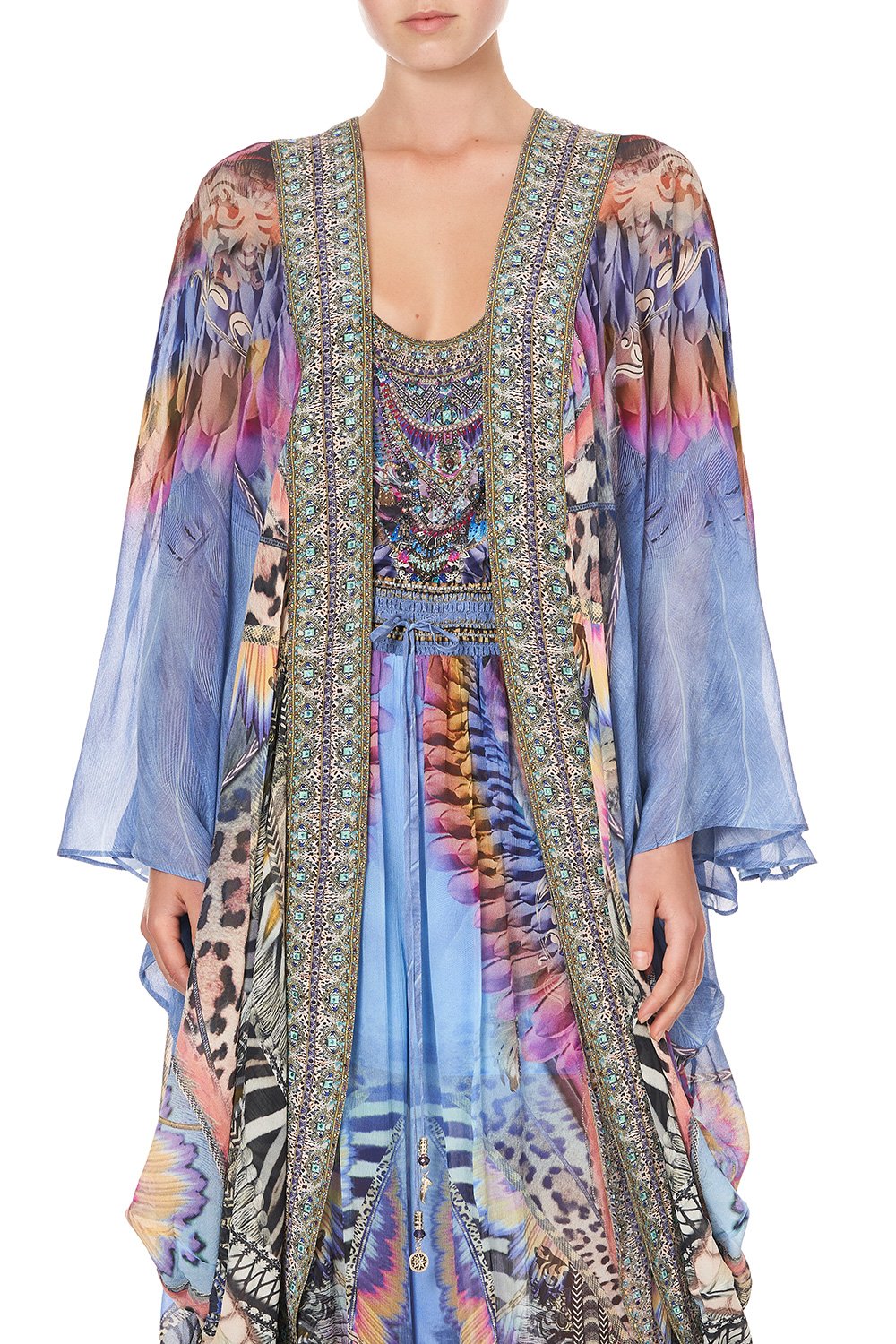 LONGE SLEEVE LONG CAPE LOVE ON THE WING