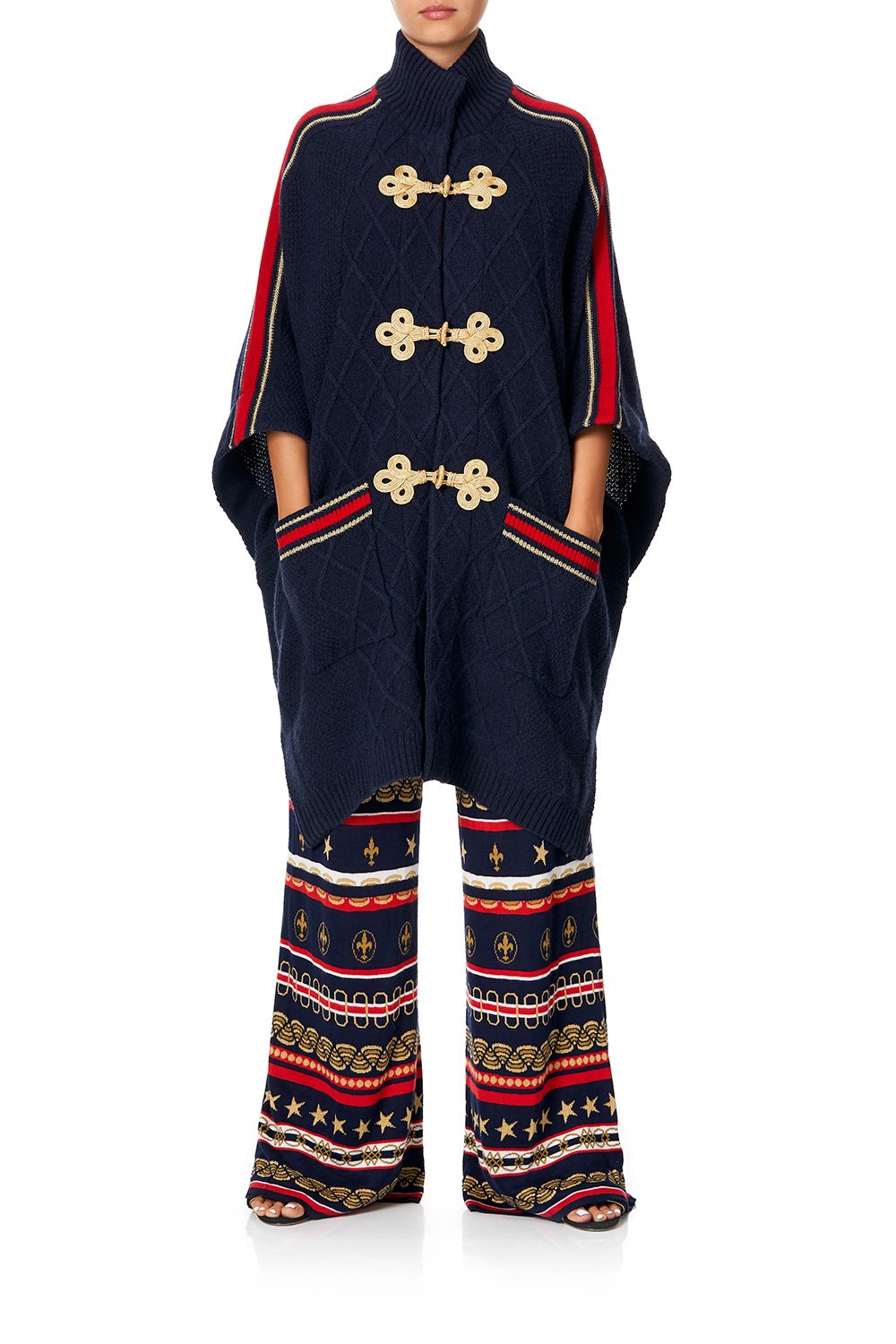 CAMILLA OVERSIZED CABLE KNIT COSTUME PARTY