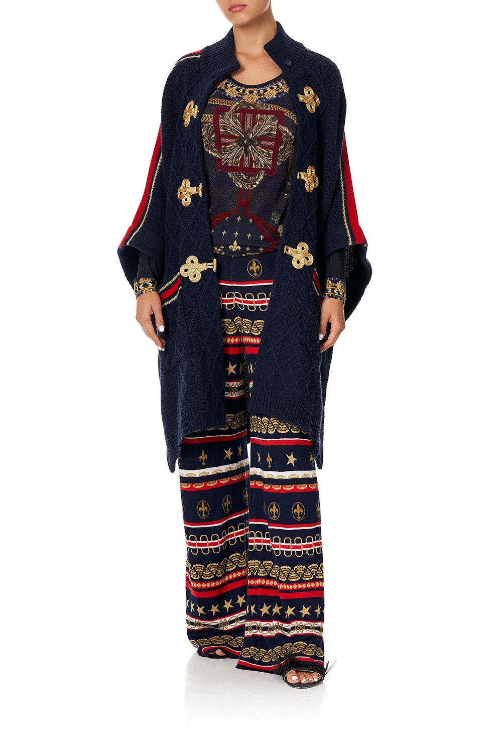 CAMILLA OVERSIZED CABLE KNIT COSTUME PARTY