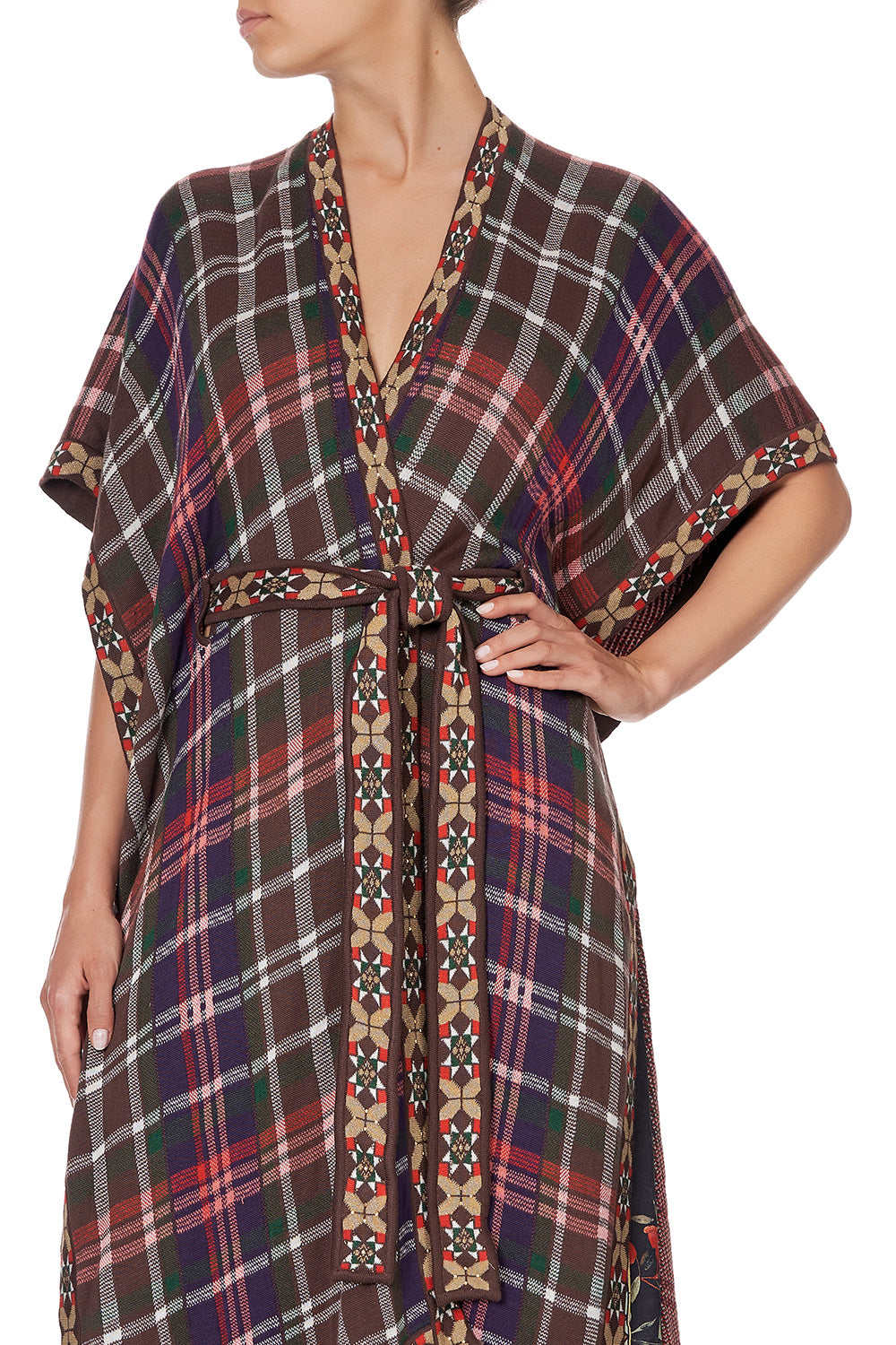 TIE FRONT PONCHO WITH FRINGING PAVED IN PAISLEY