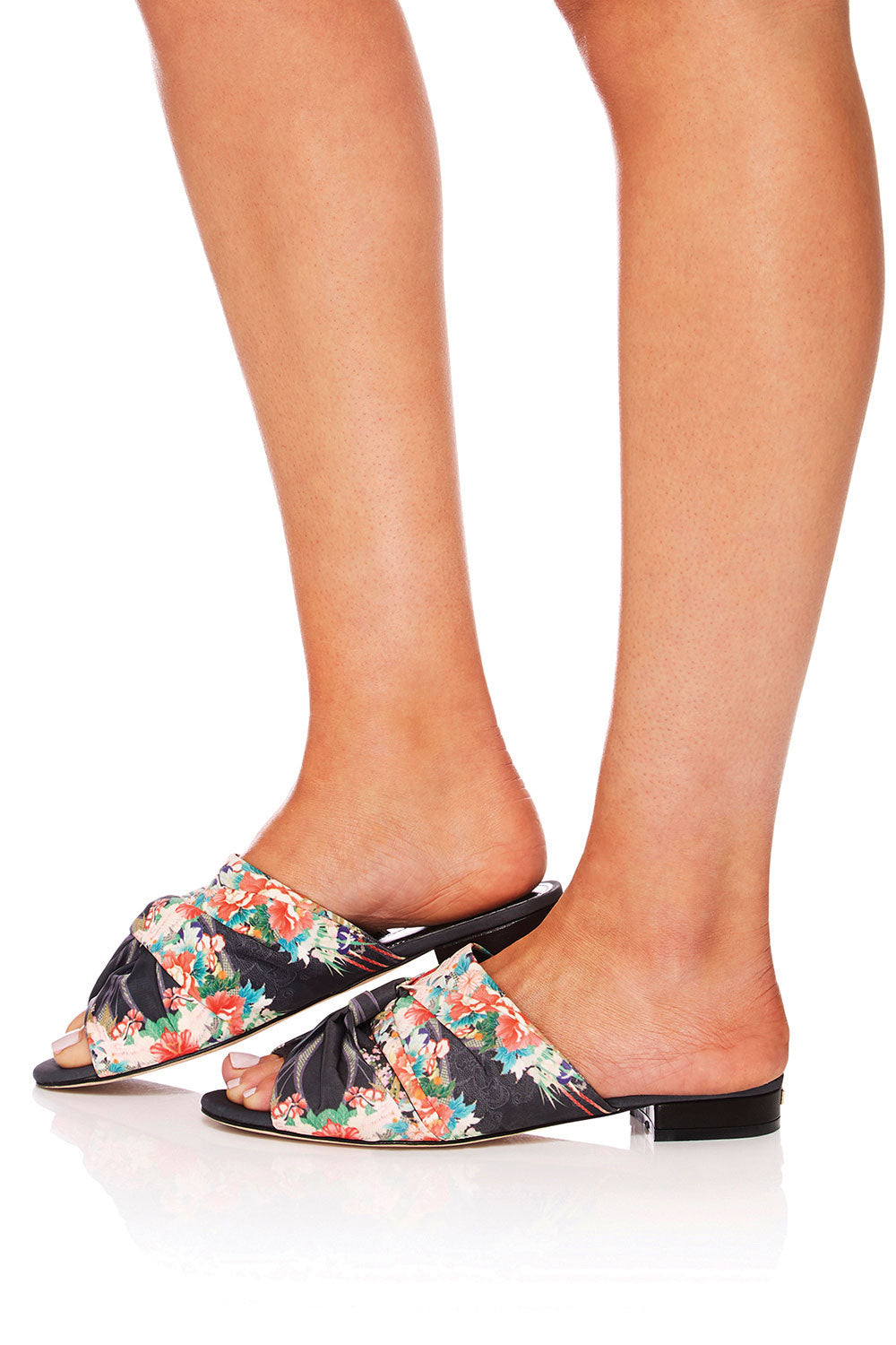 CAMILLA QUEEN OF KINGS OBI TIE SLIPPER