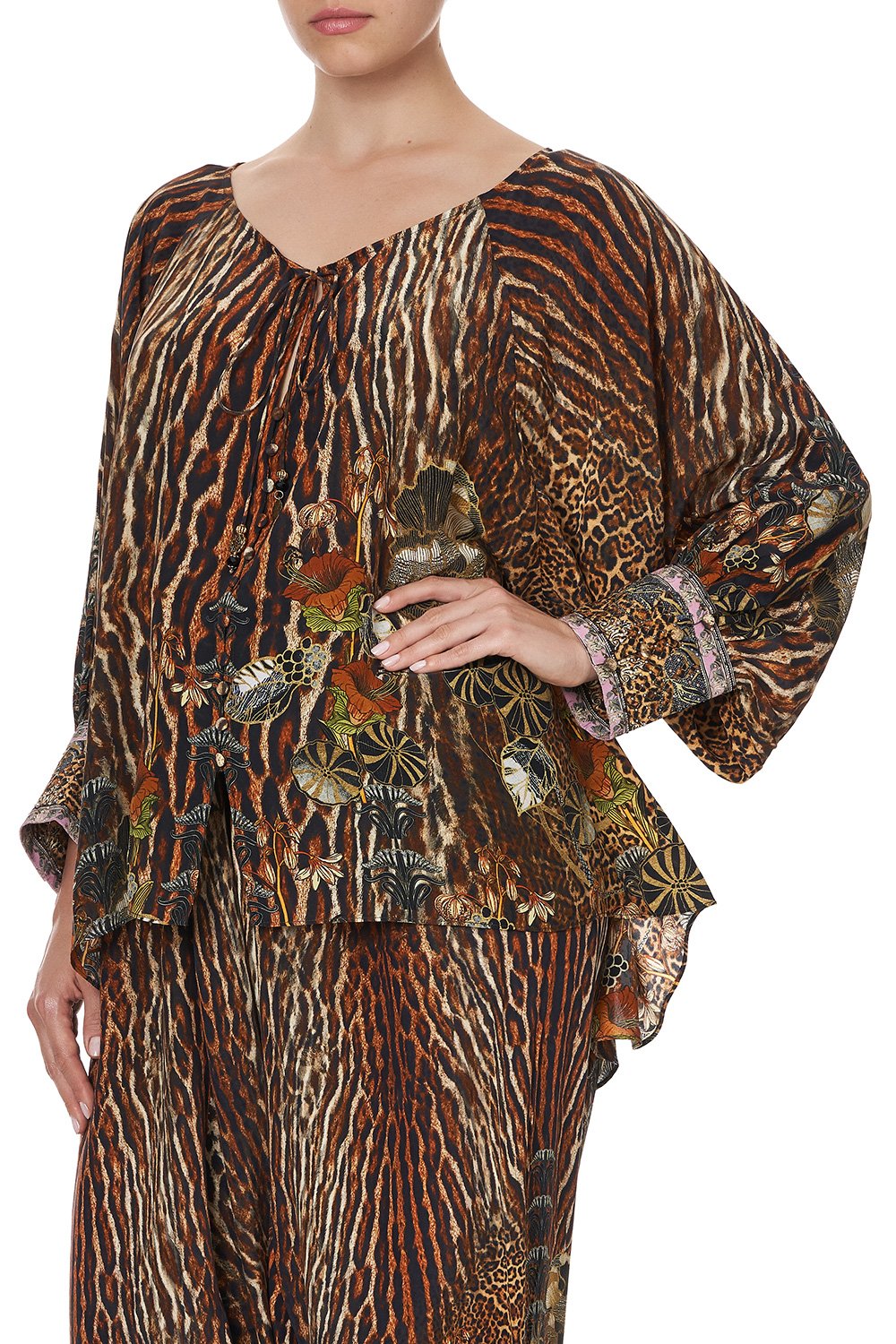 RAGLAN SLEEVE BUTTON UP TOP WILD AZAL