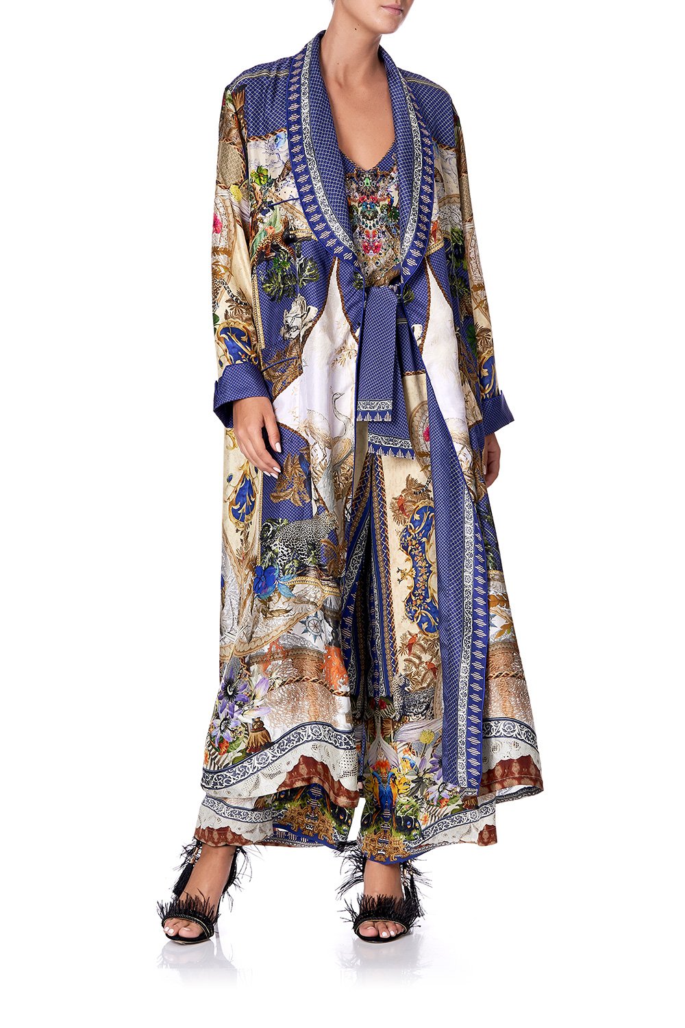 LONG ROBE WITH TIE MUSE NOVELS