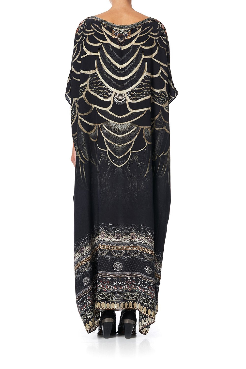 ROUND NECK KAFTAN UNDER A FULL MOON