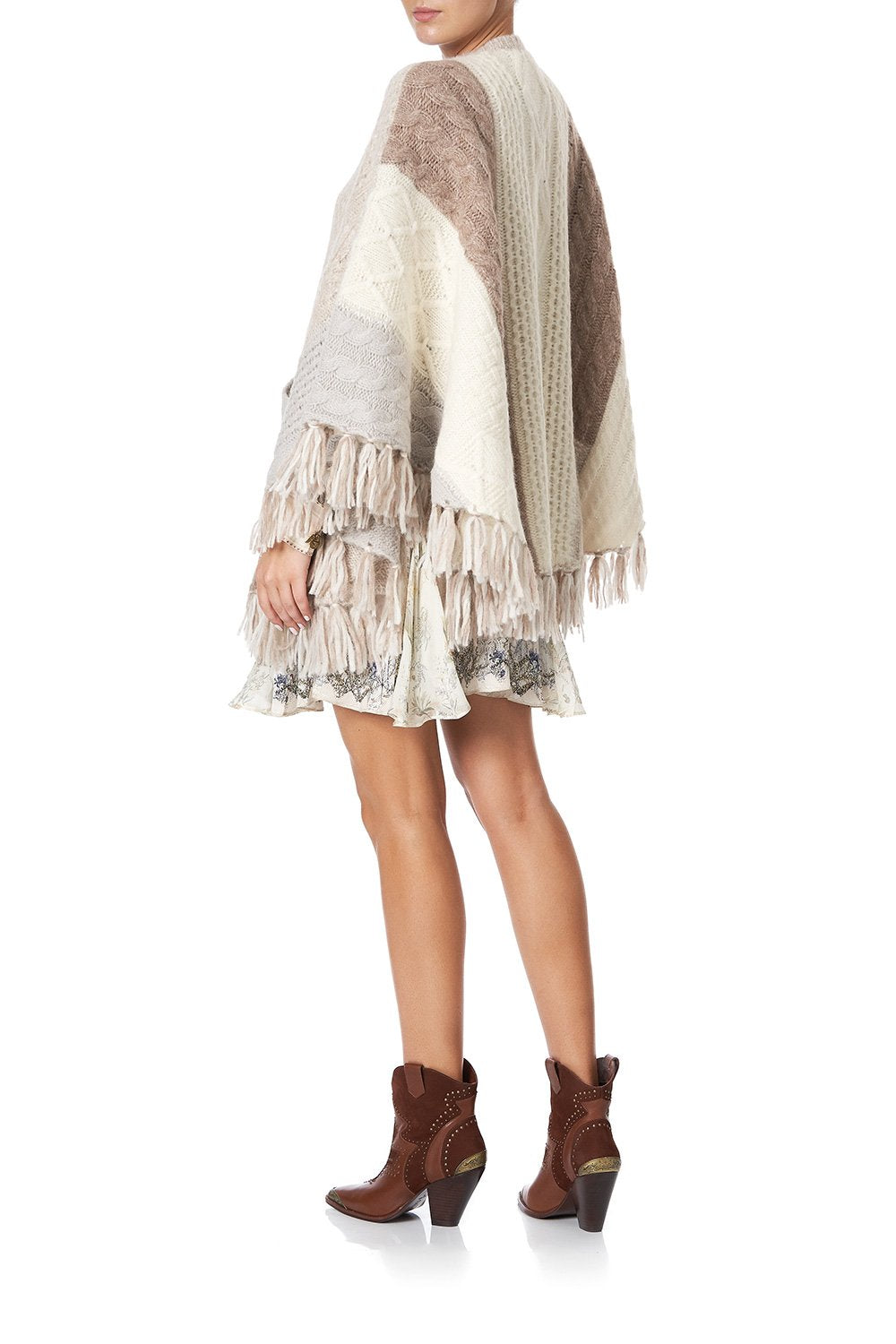 ROUND NECK PONCHO WITH POCKETS COUNTRY DIARIES
