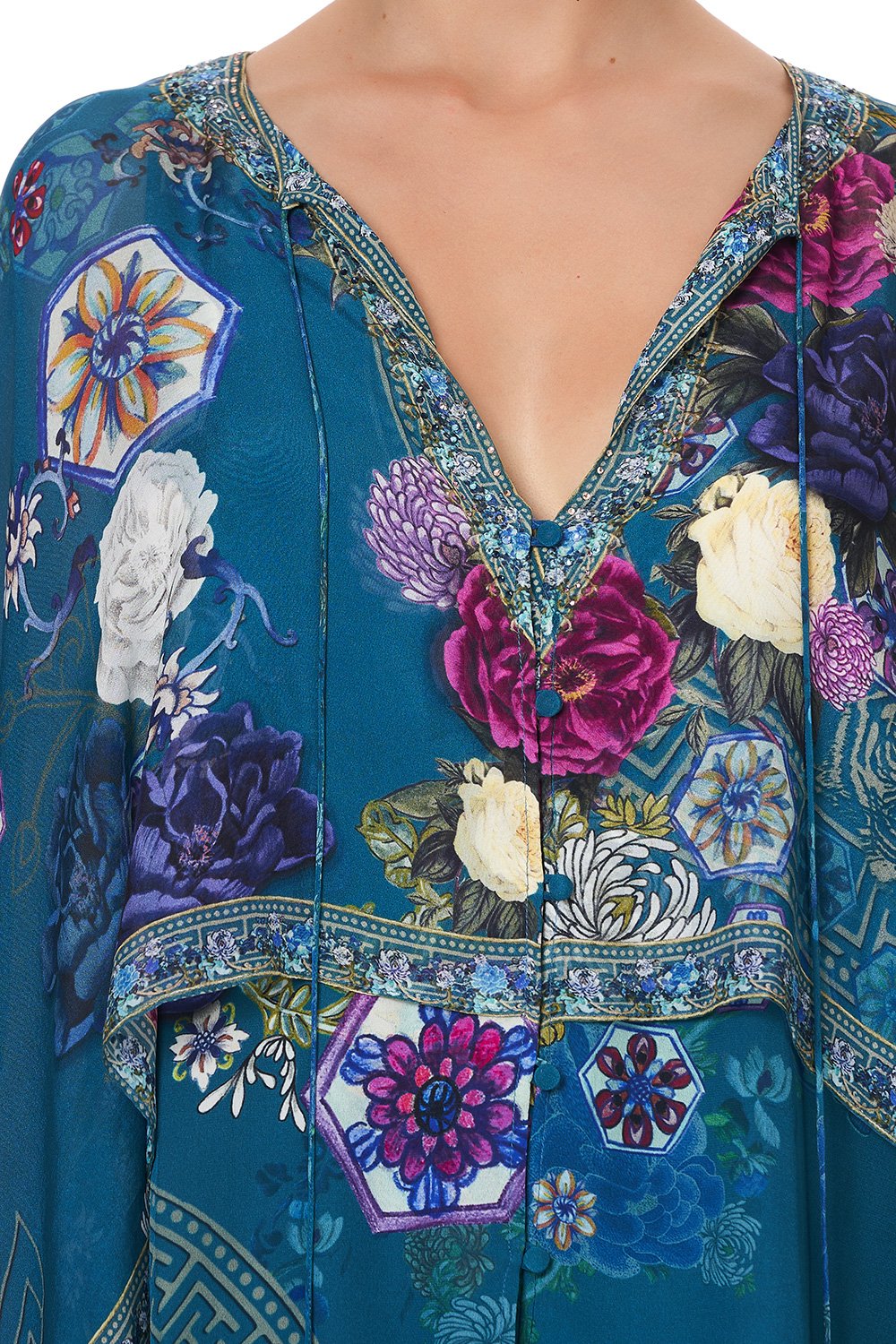 SHEER LAYERED TOP LUNAR GAZING