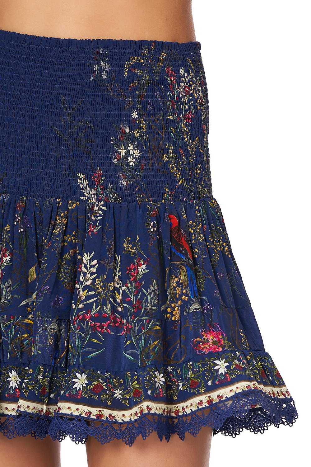 SHORT SHIRRED SKIRT WINGS IN ARMS