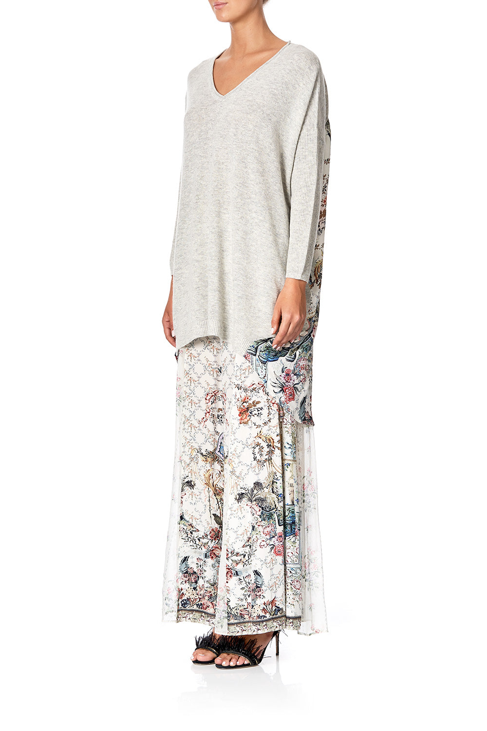 V NECK JUMPER WITH PRINT BACK SOUTHERN BELLE