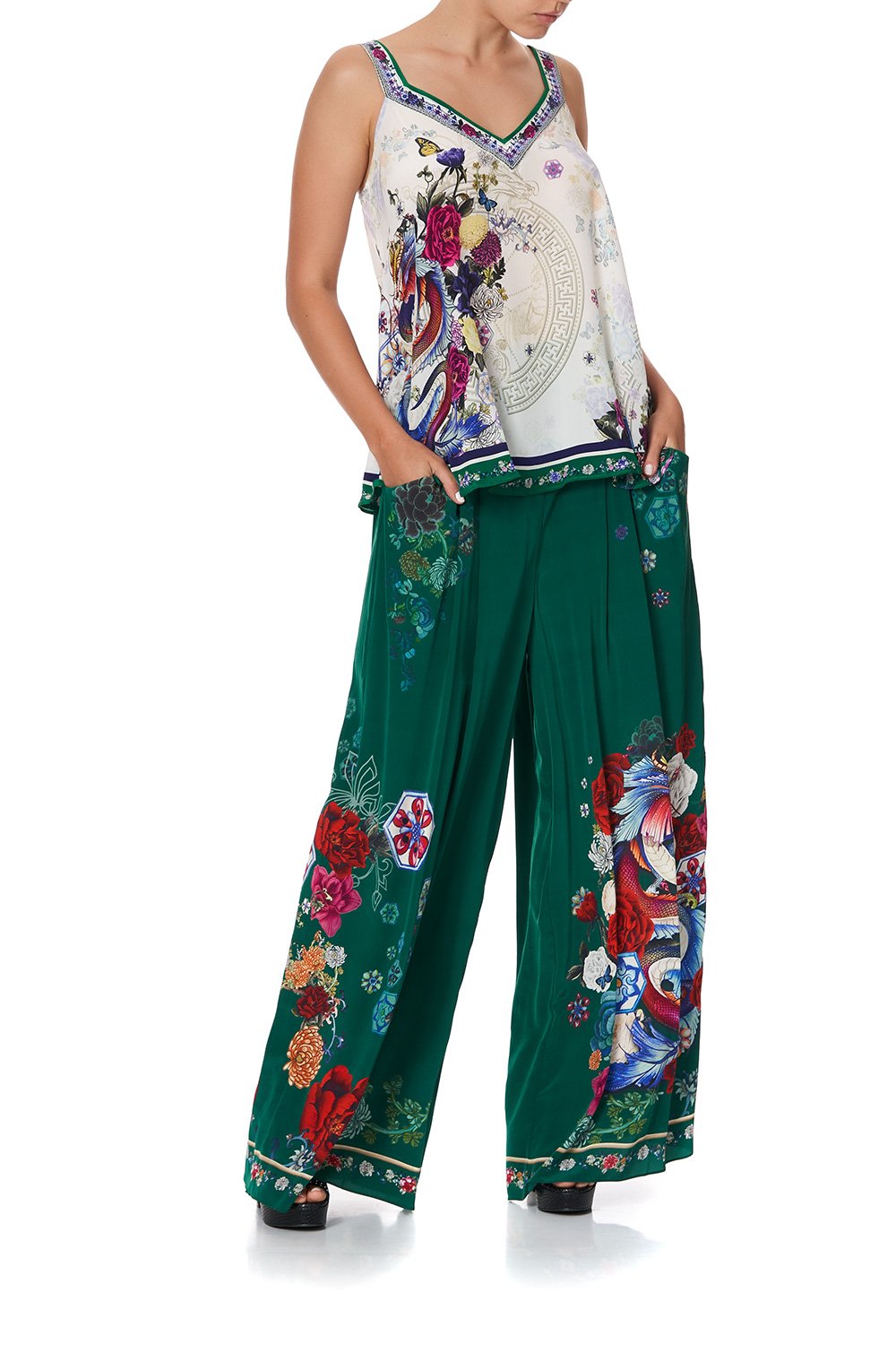 V-NECK STRAP TOP GENTLE MOON