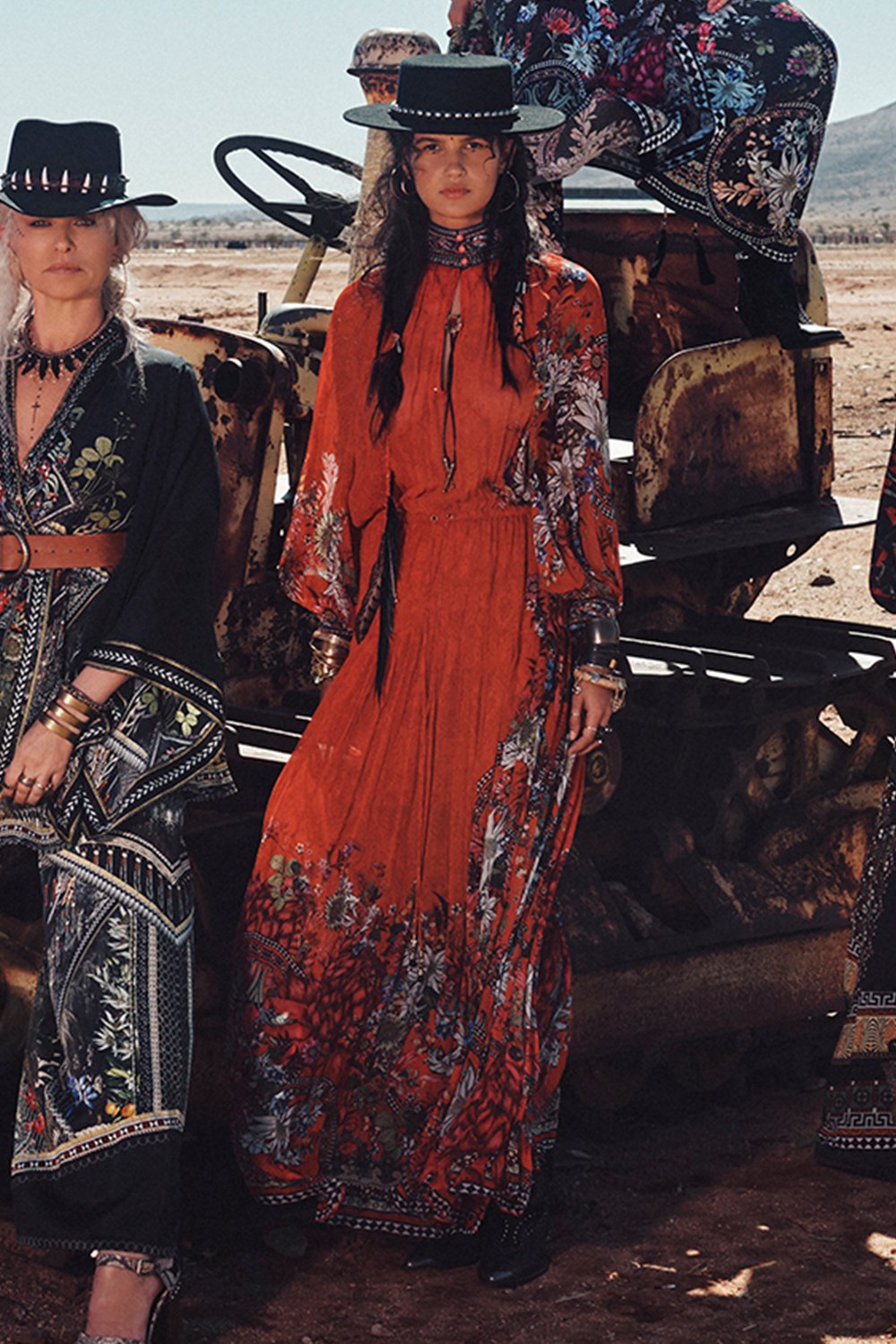 LONG SLEEVE DRESS WITH COLLAR WONDERING WARATAH