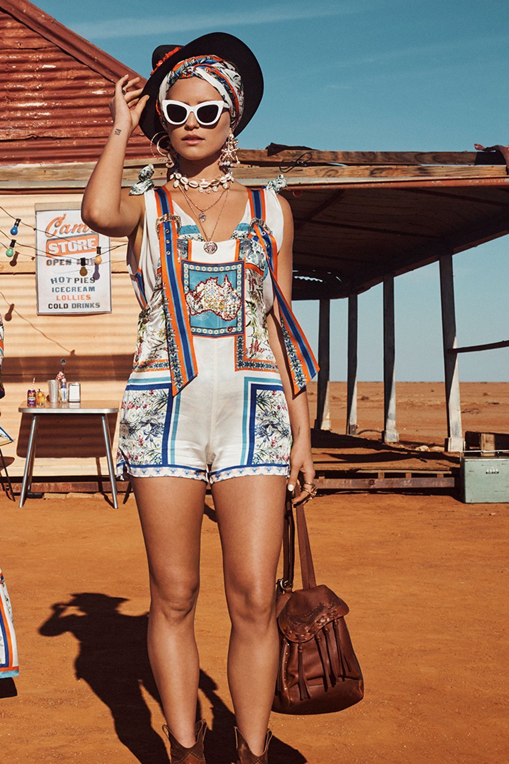 LARGE SQUARE SCARF FLORISTS FLOOR