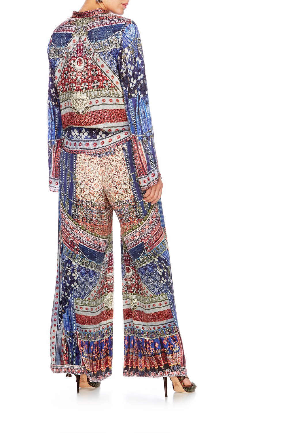 OVERNIGHT BAG WIDE SLEEVE BUTTON UP BLOUSE