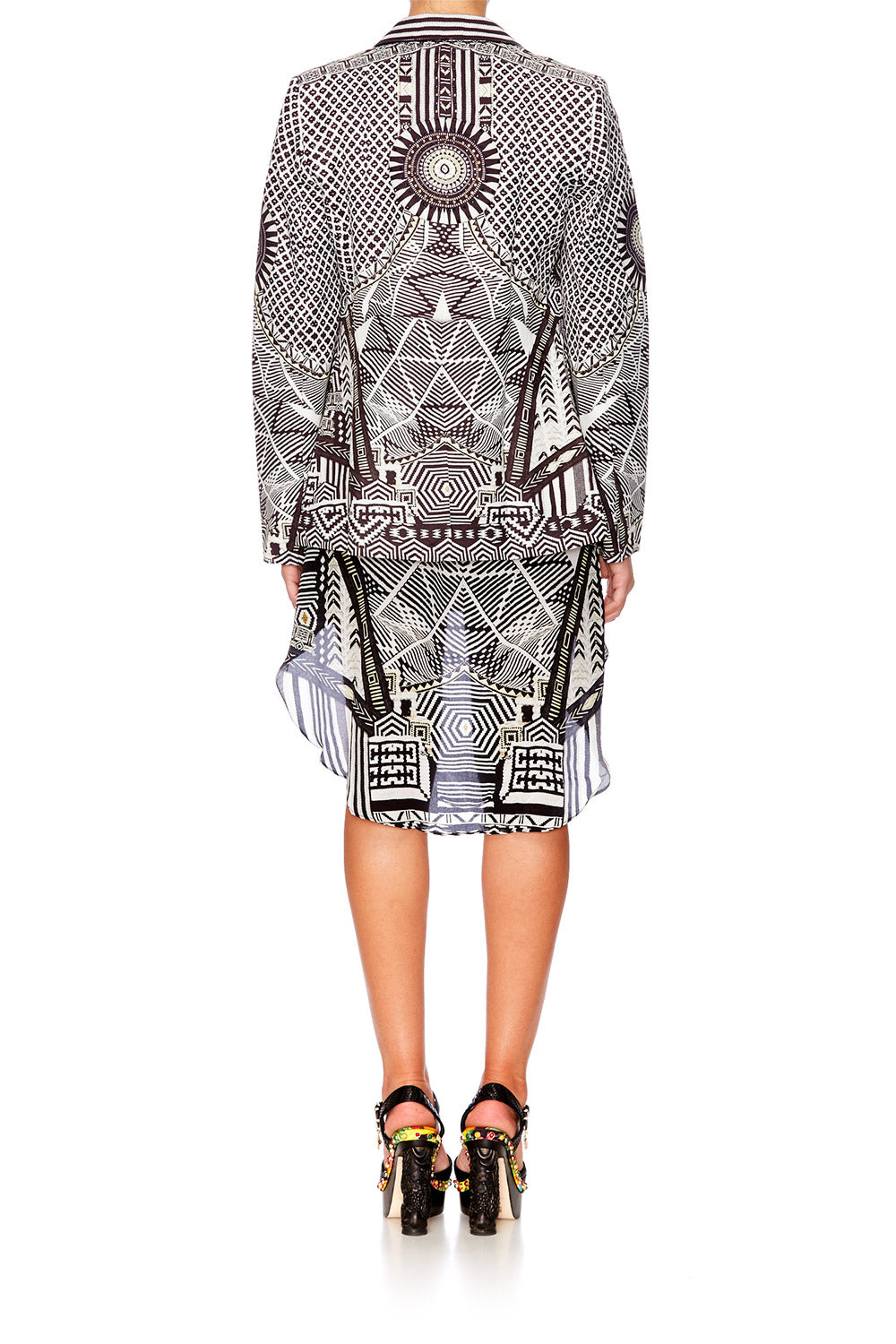 HANGING AROUND SINGLE BREASTED BLAZER